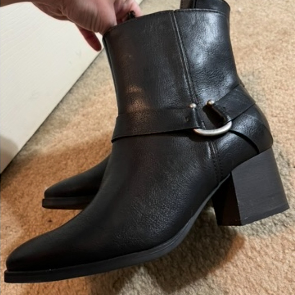 Elegant Black Leather Ankle Booties